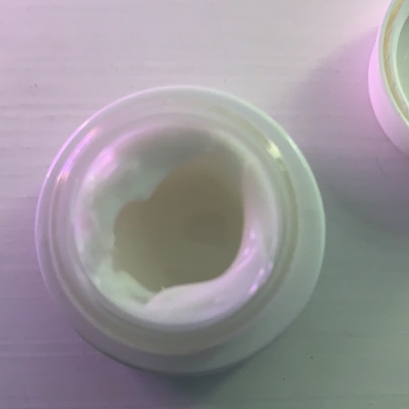 Brand new Vichy laboratories bundle. - Picture 8 of 9